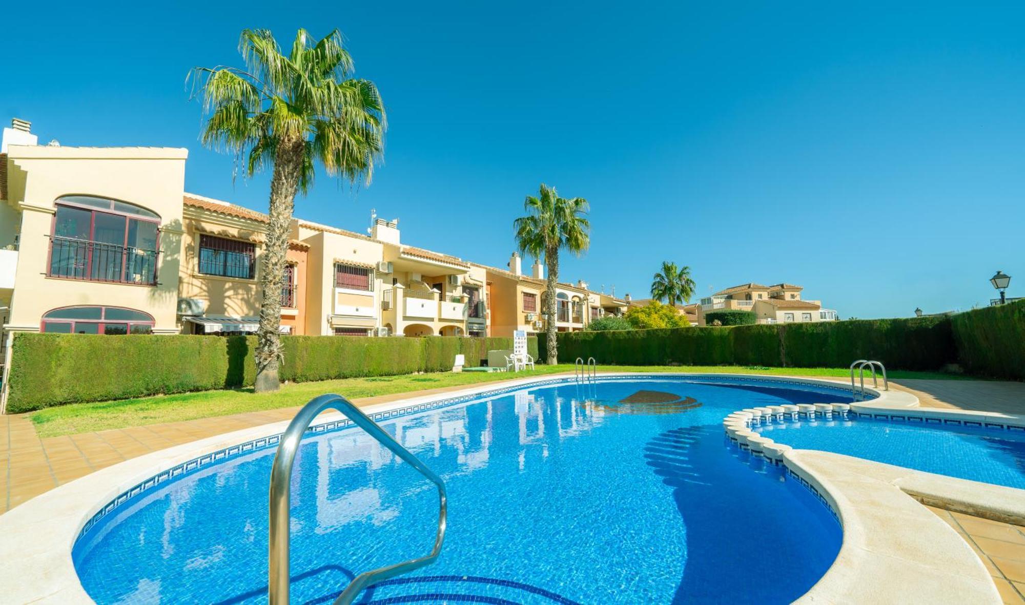 Club Salino Hideaway-Your Peaceful Retreat With Pool In Torrevieja Exterior photo